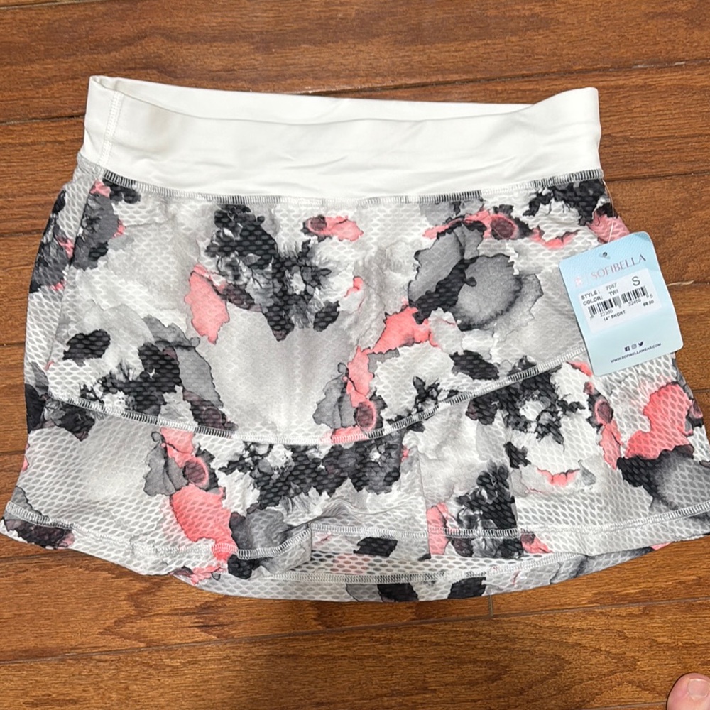 Sofibella NWT Floral Skirt in White and Pink airflow small